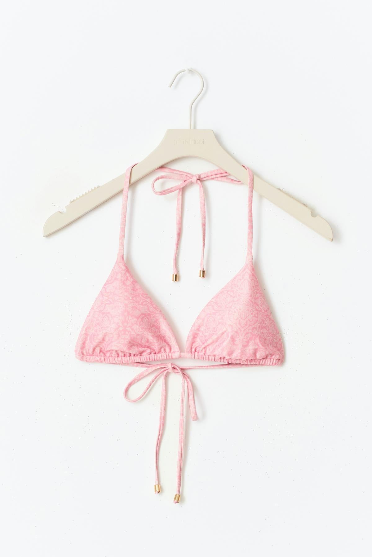Bikini triangle top
