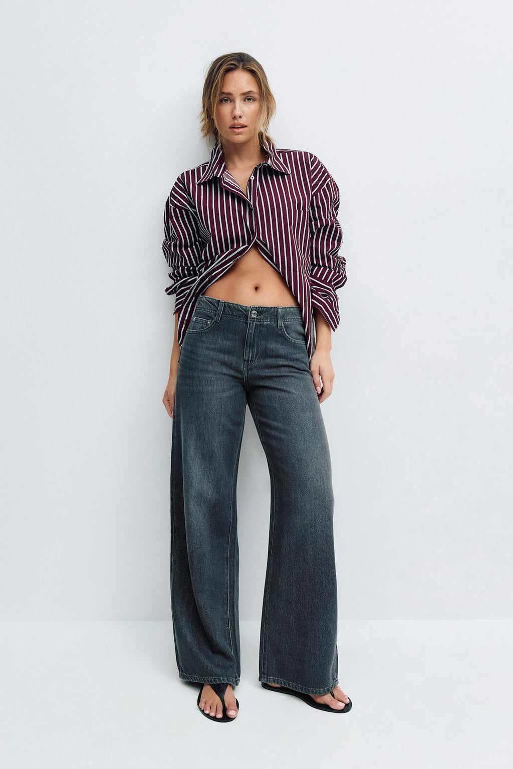 Low wide jeans