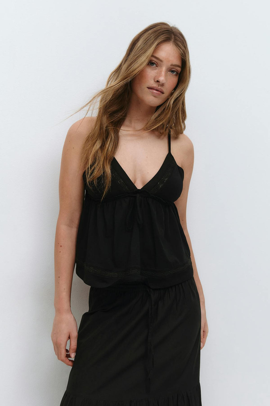 Frill singlet