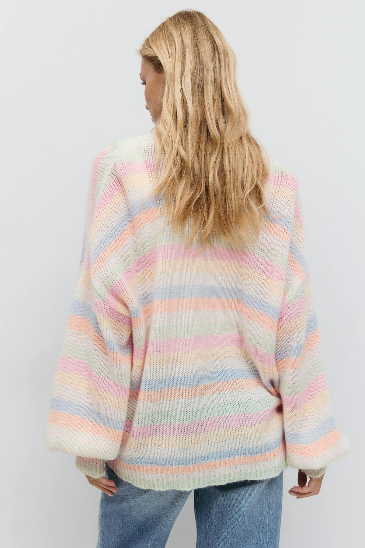 Chunky knitted cardigan