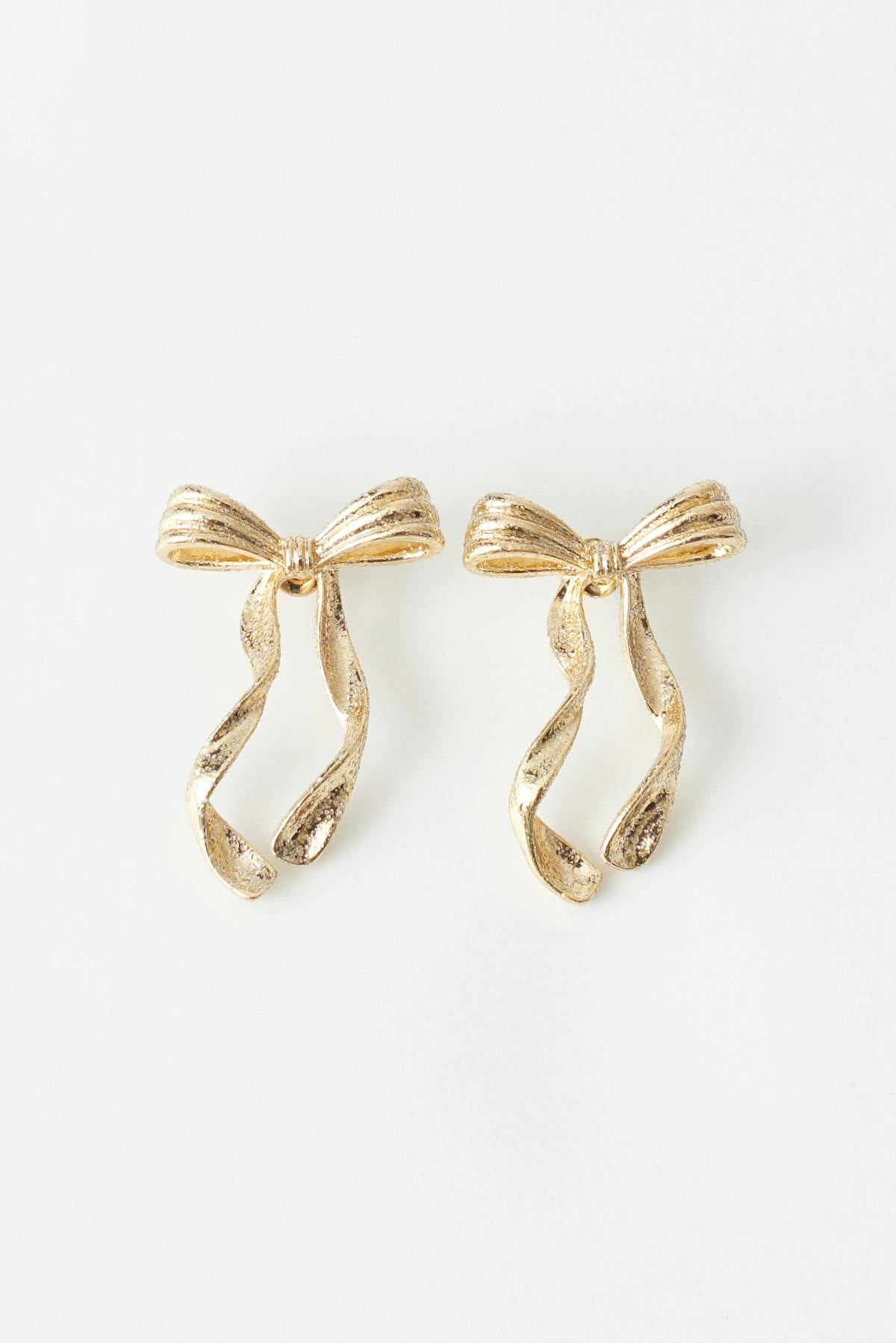 Bow earrings