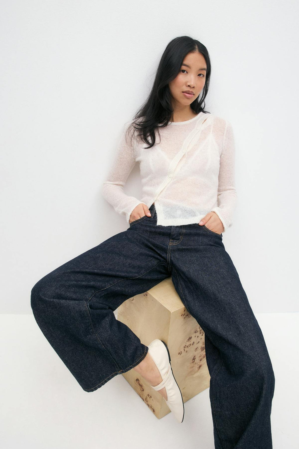 Asymmetric knitted cardigan
