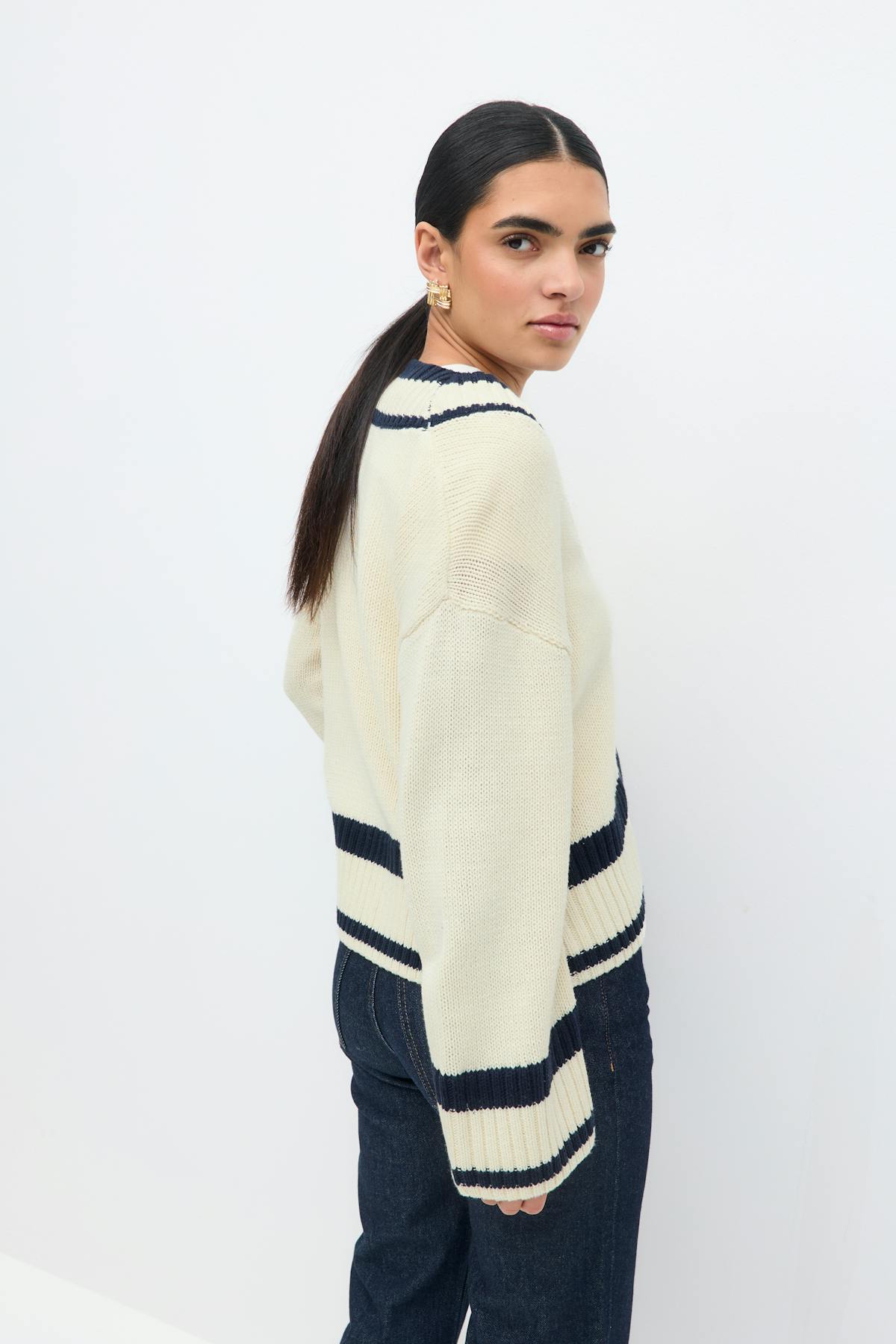 Cotton blend knitted sweater