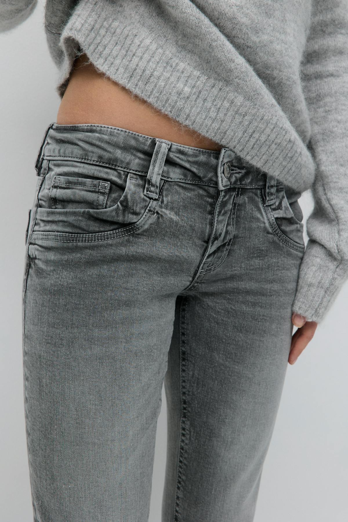 Scandi low waist bootcut jeans