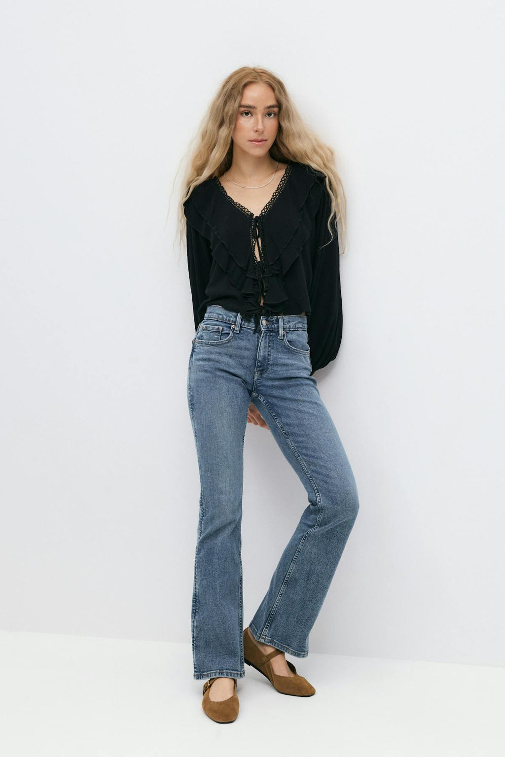 Frill tie blouse