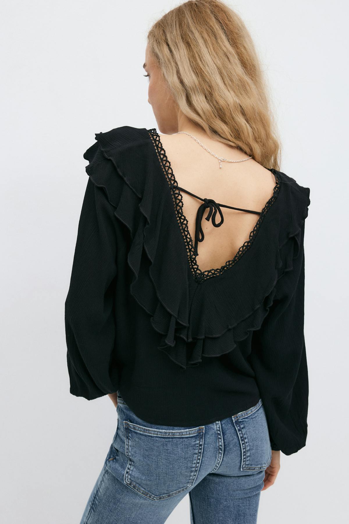 Frill tie blouse