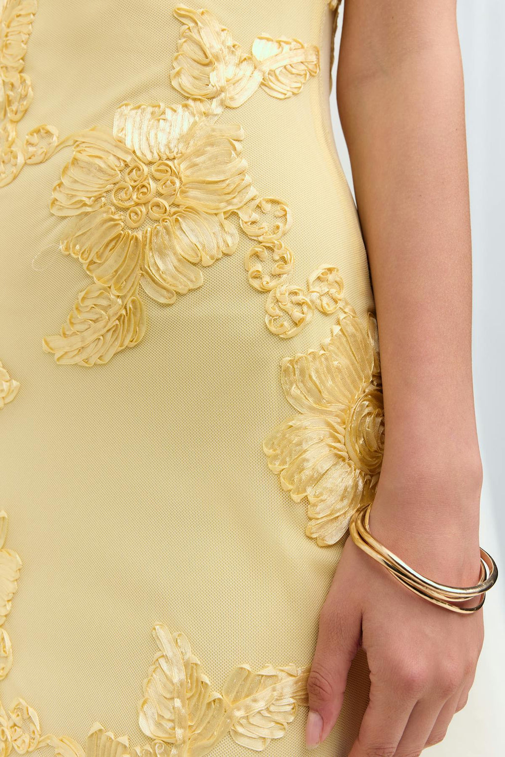 Embroidery dress