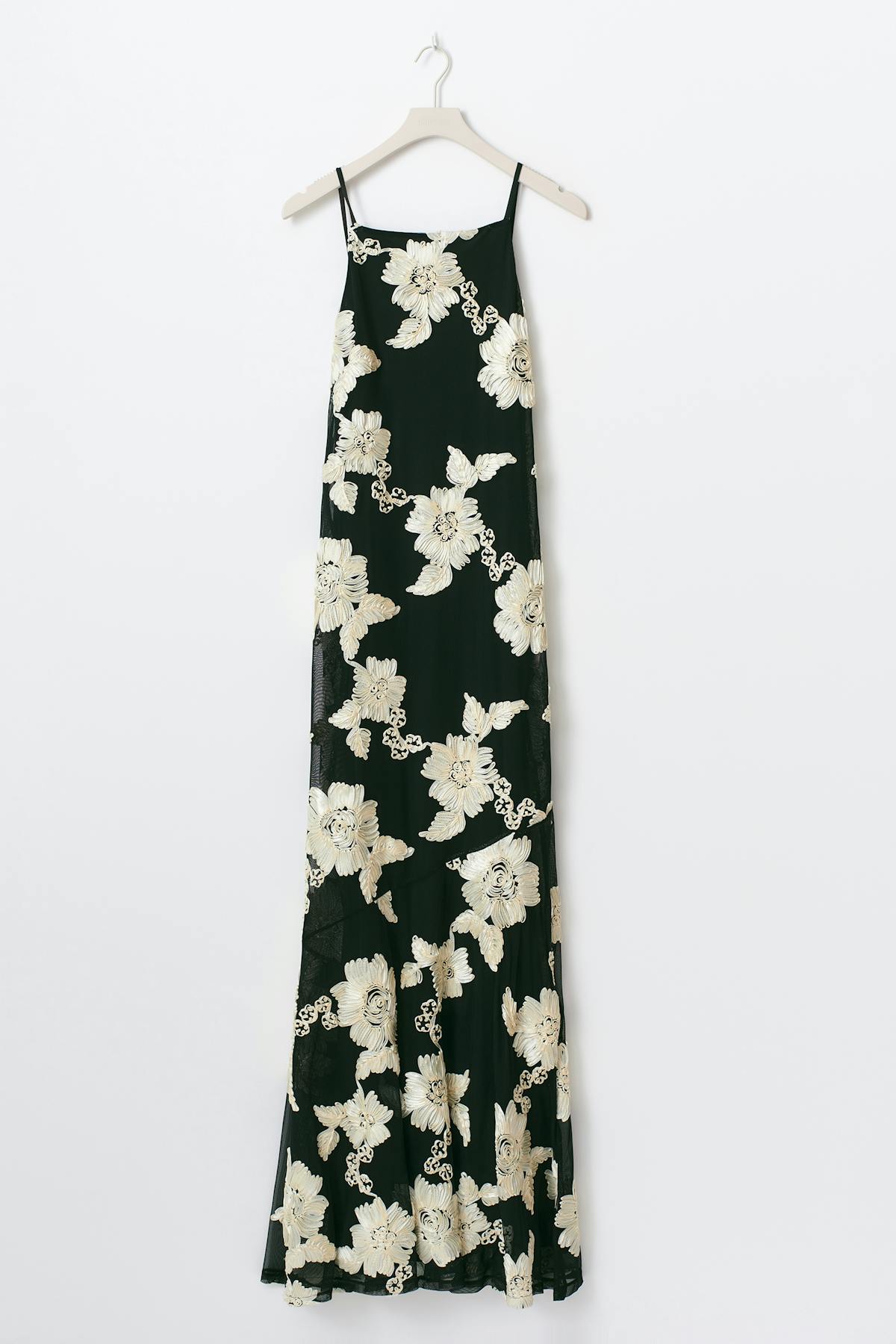 Embroidery dress