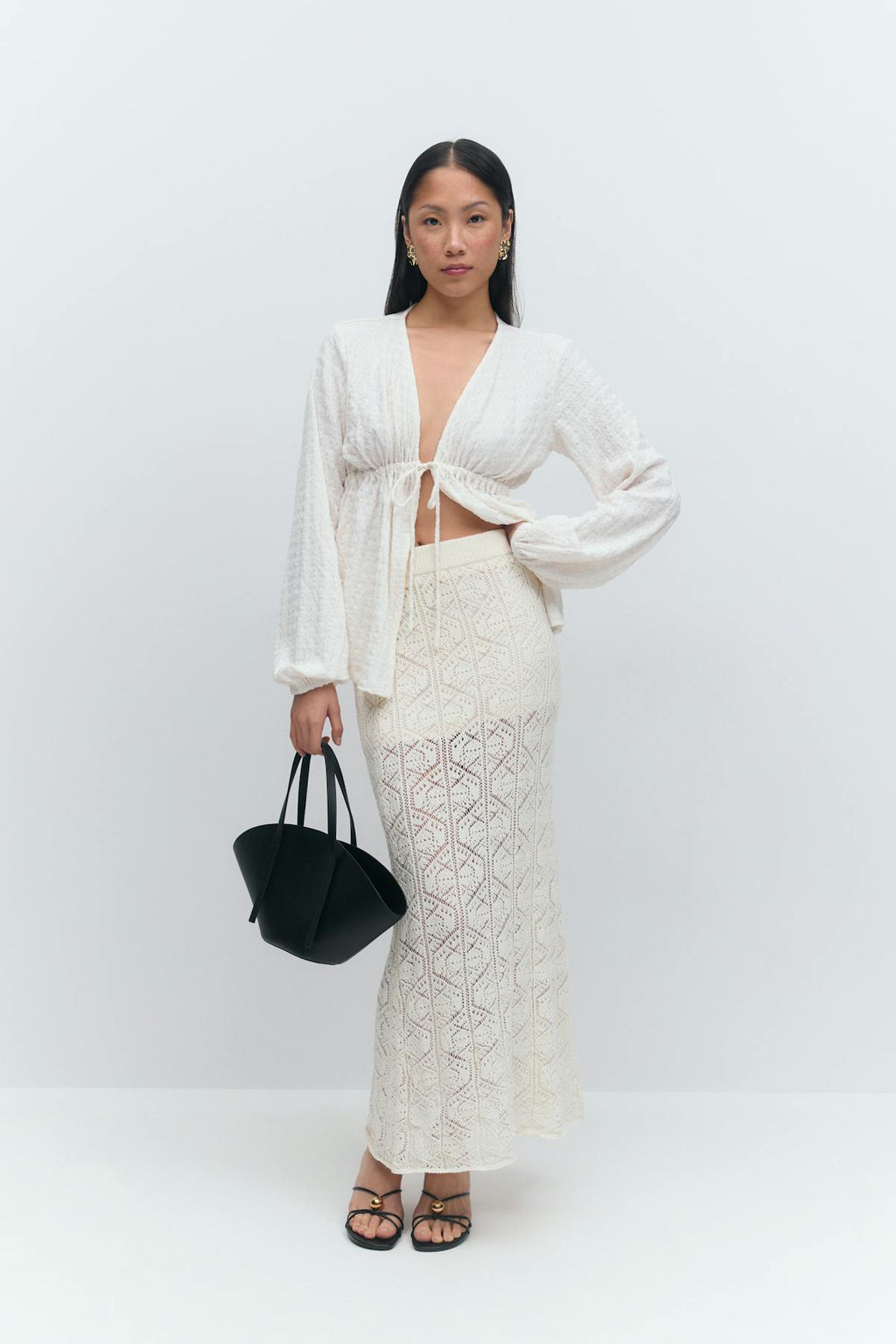 Knitted crochet skirt