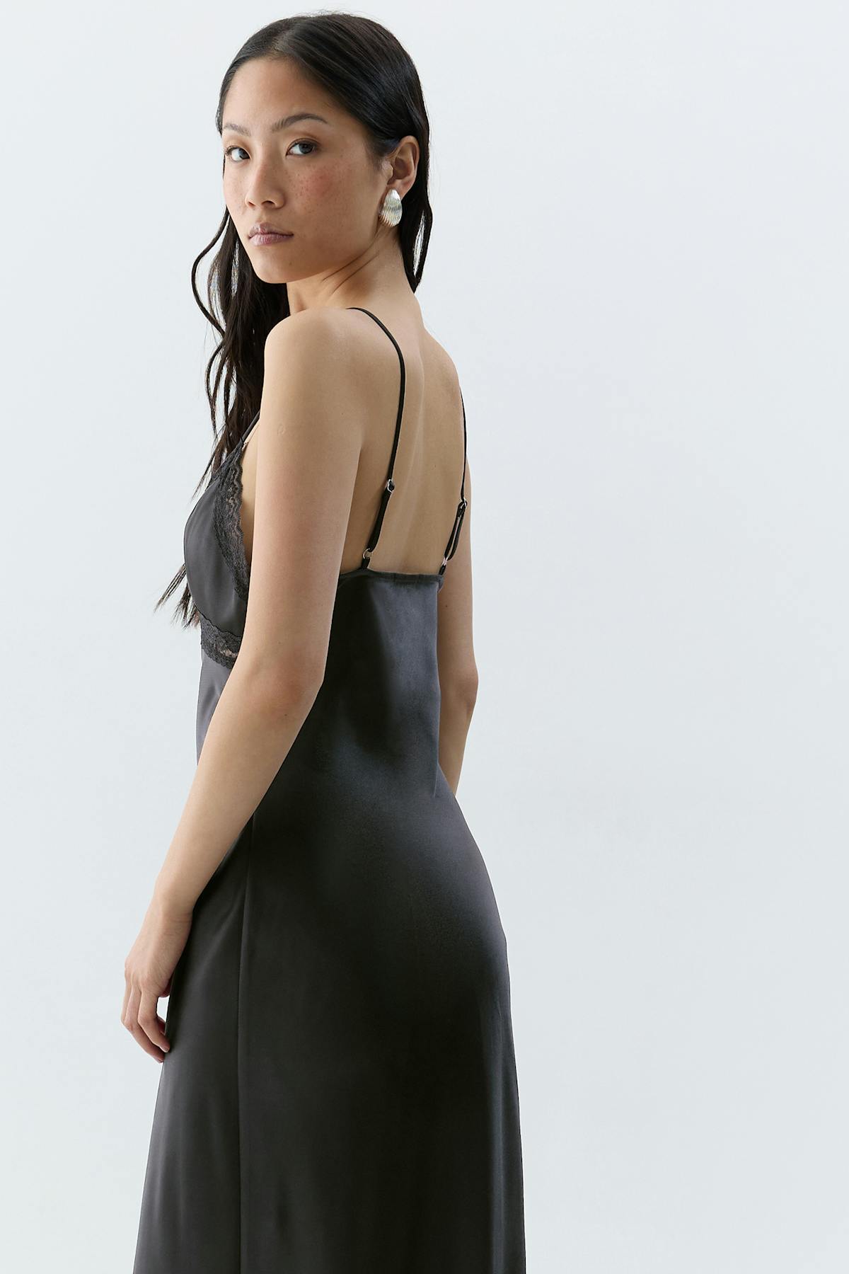 Lace detail maxi dress