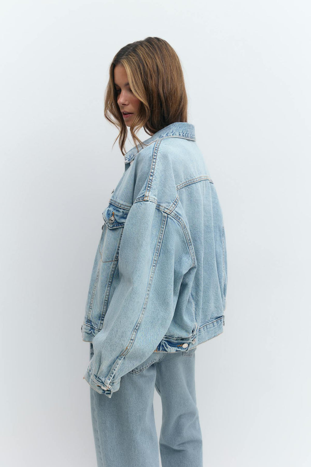 Loose denim jacket
