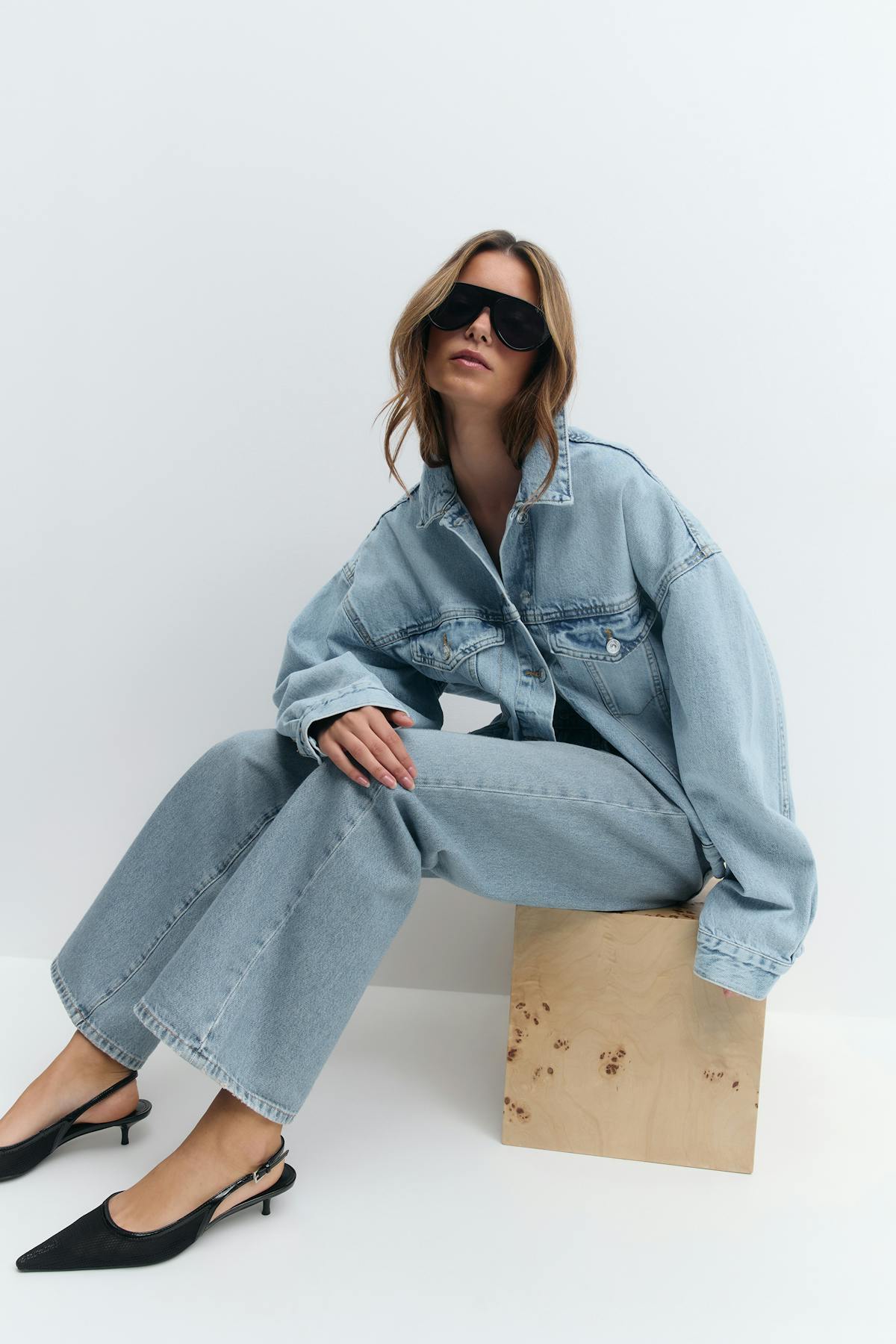 Loose denim jacket