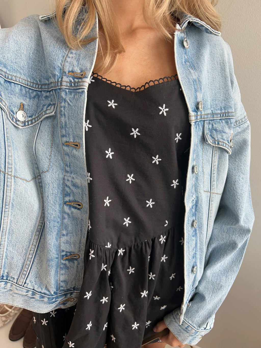 Loose denim jacket