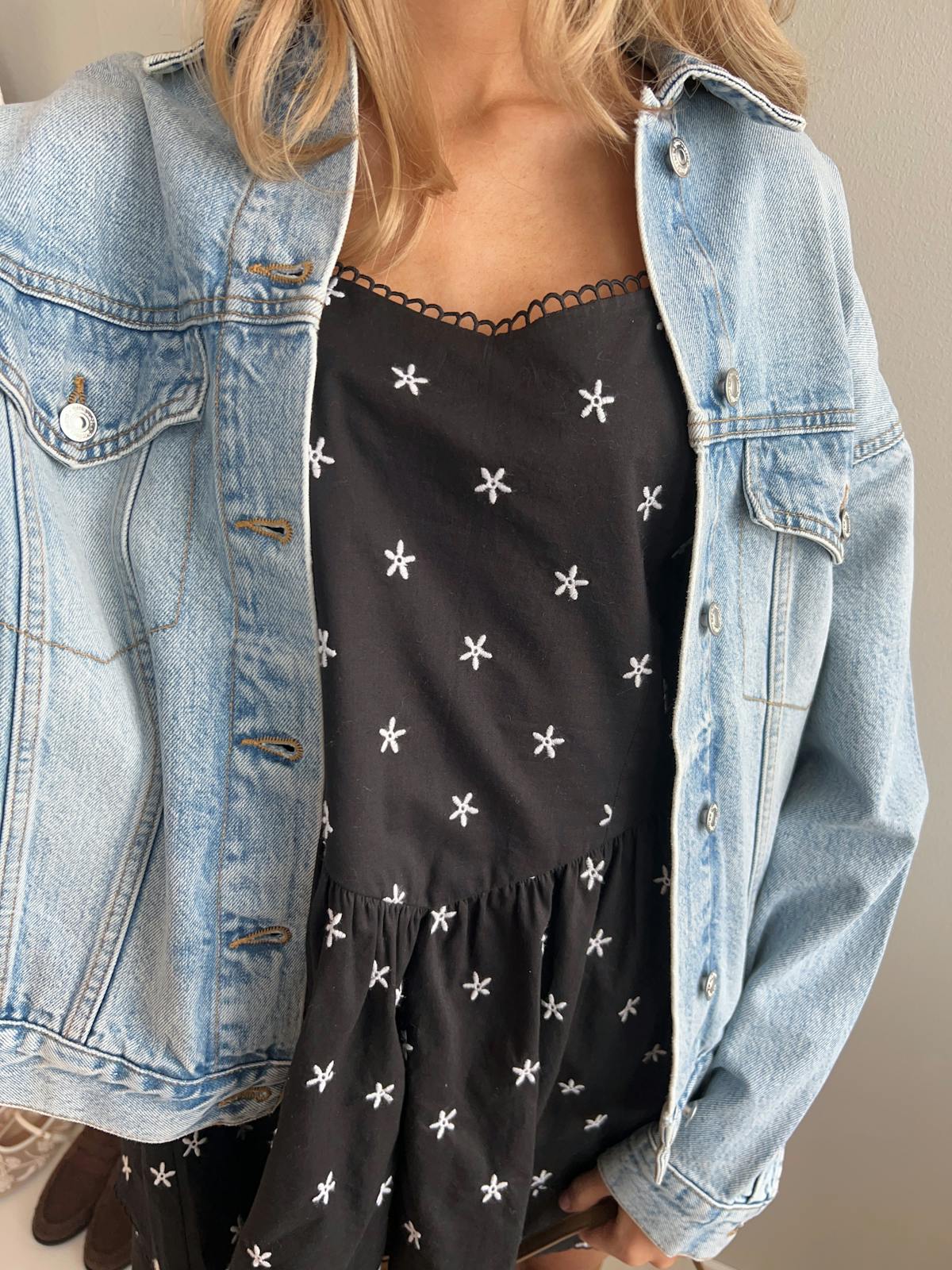 Loose denim jacket