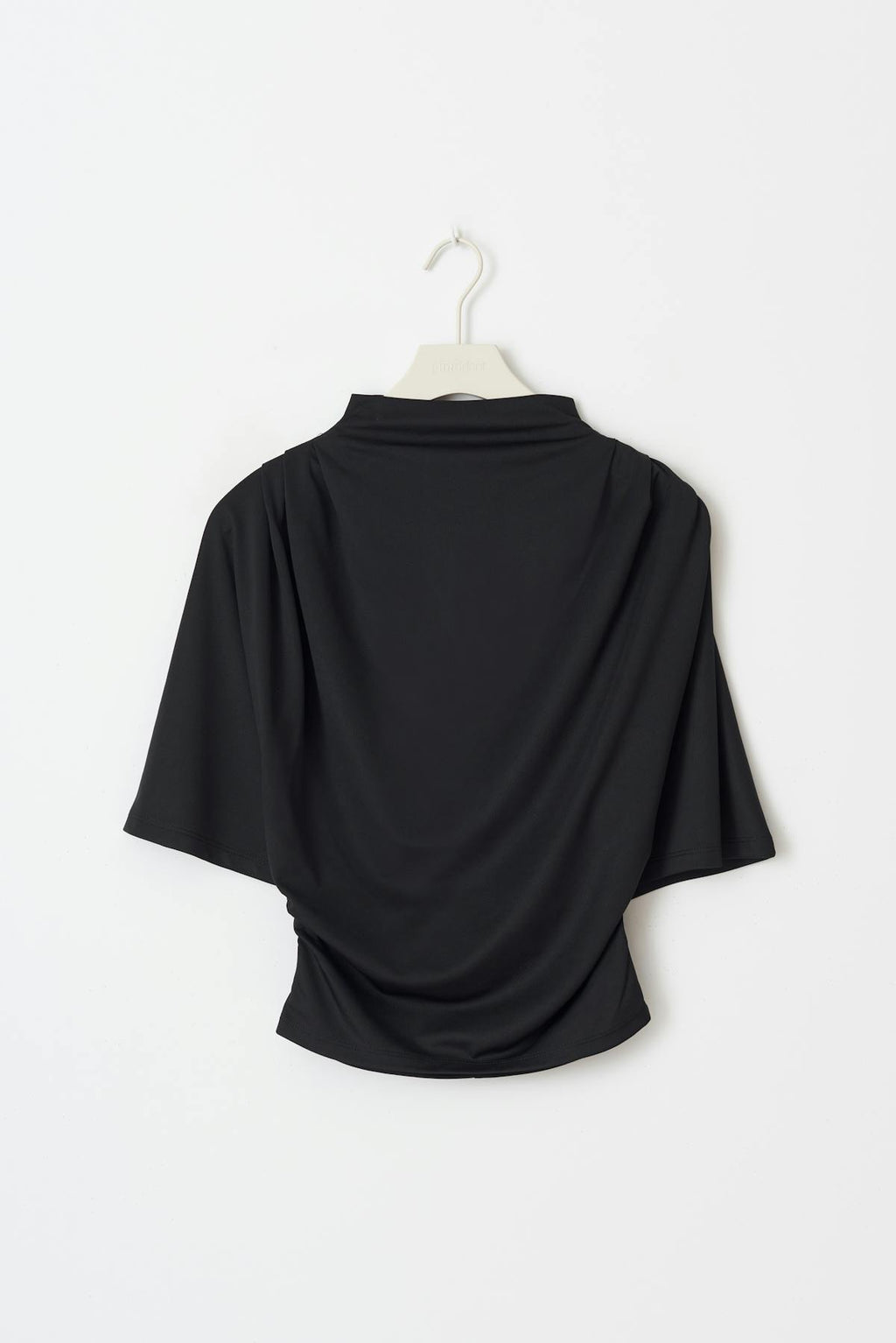 Drapy top