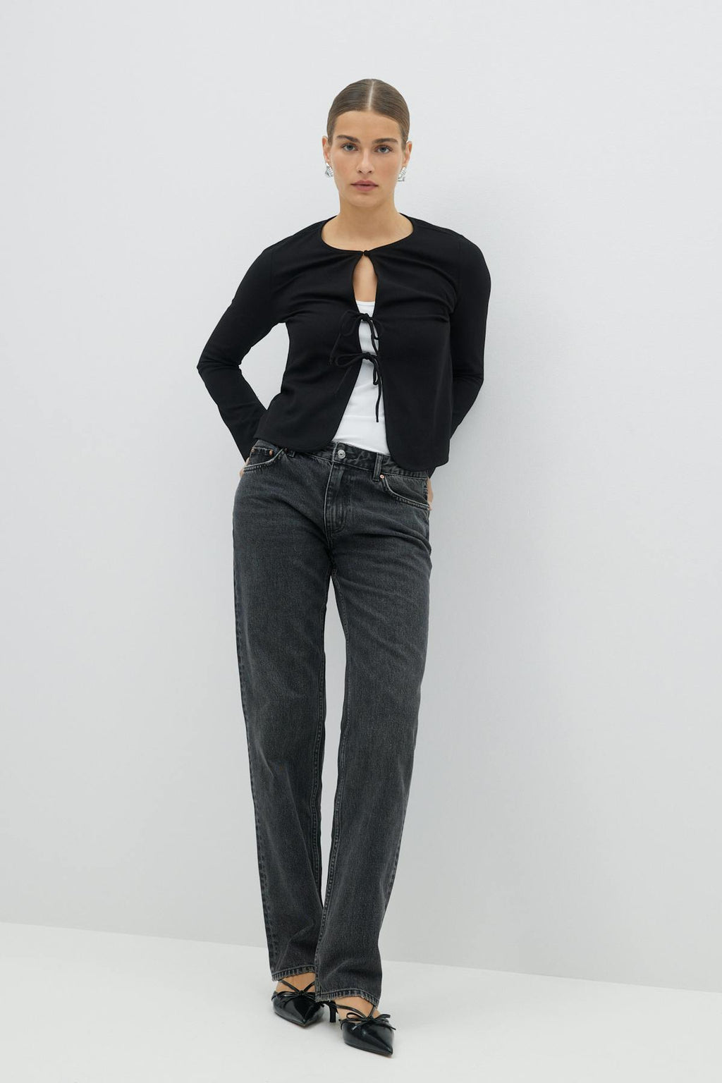 Front tie top