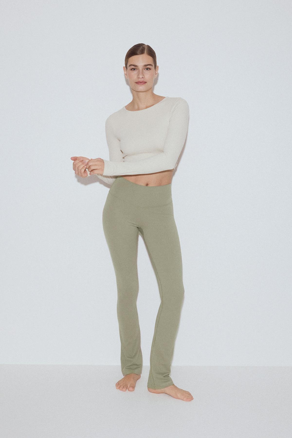 Flare yoga tights