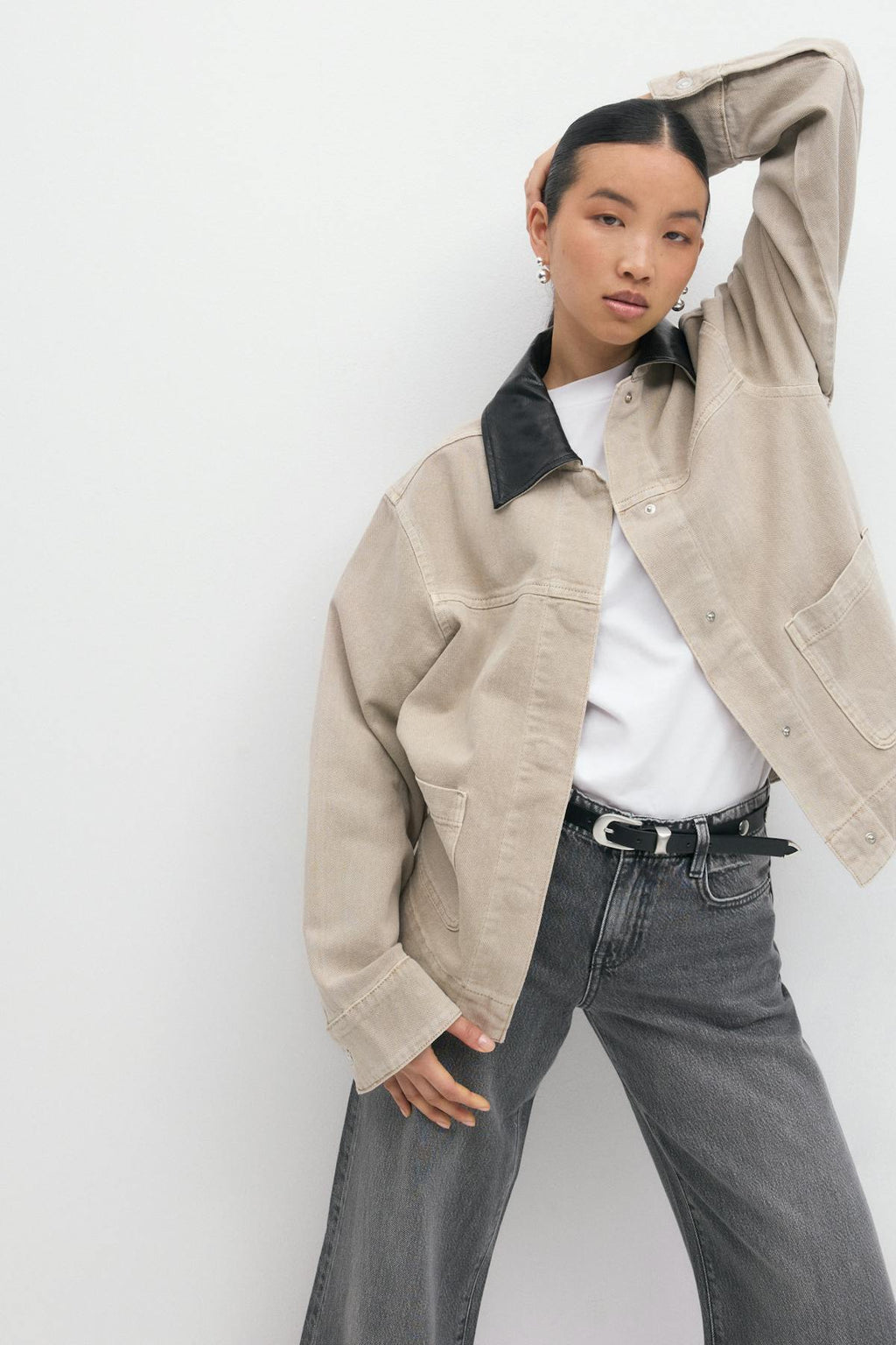 Contrast collar denim jacket