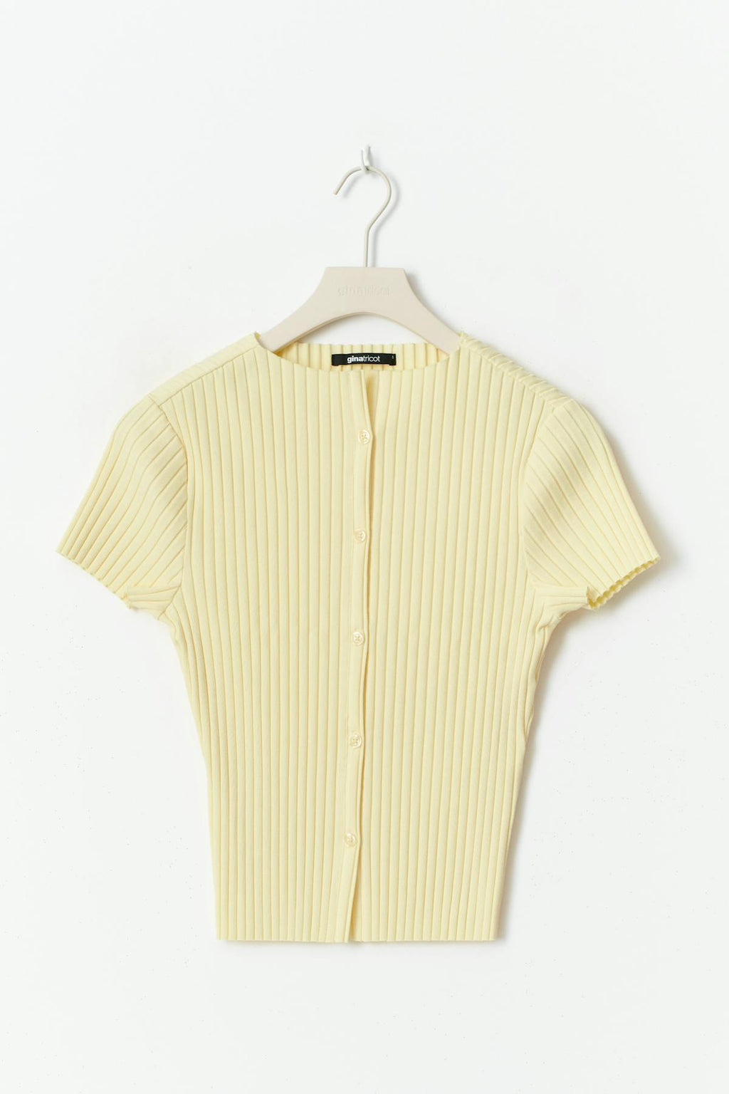 Rib button top