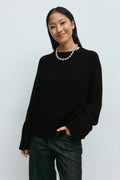 Round neck knitted sweater