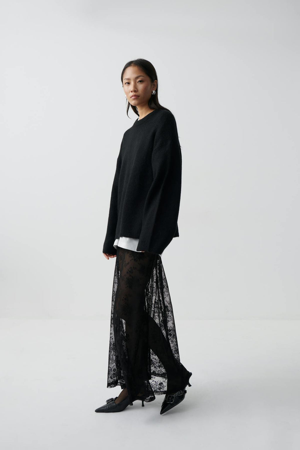 Lace skirt