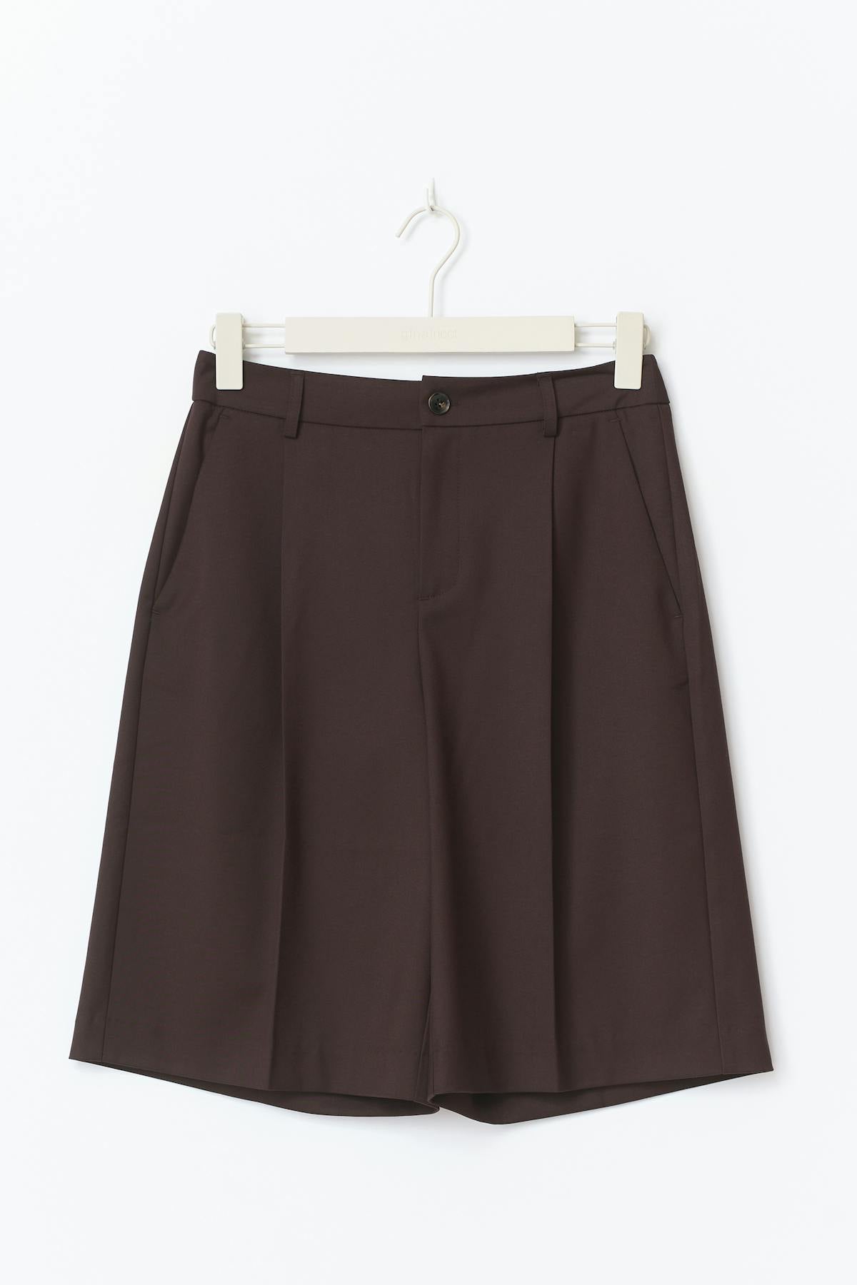 Long bermuda shorts