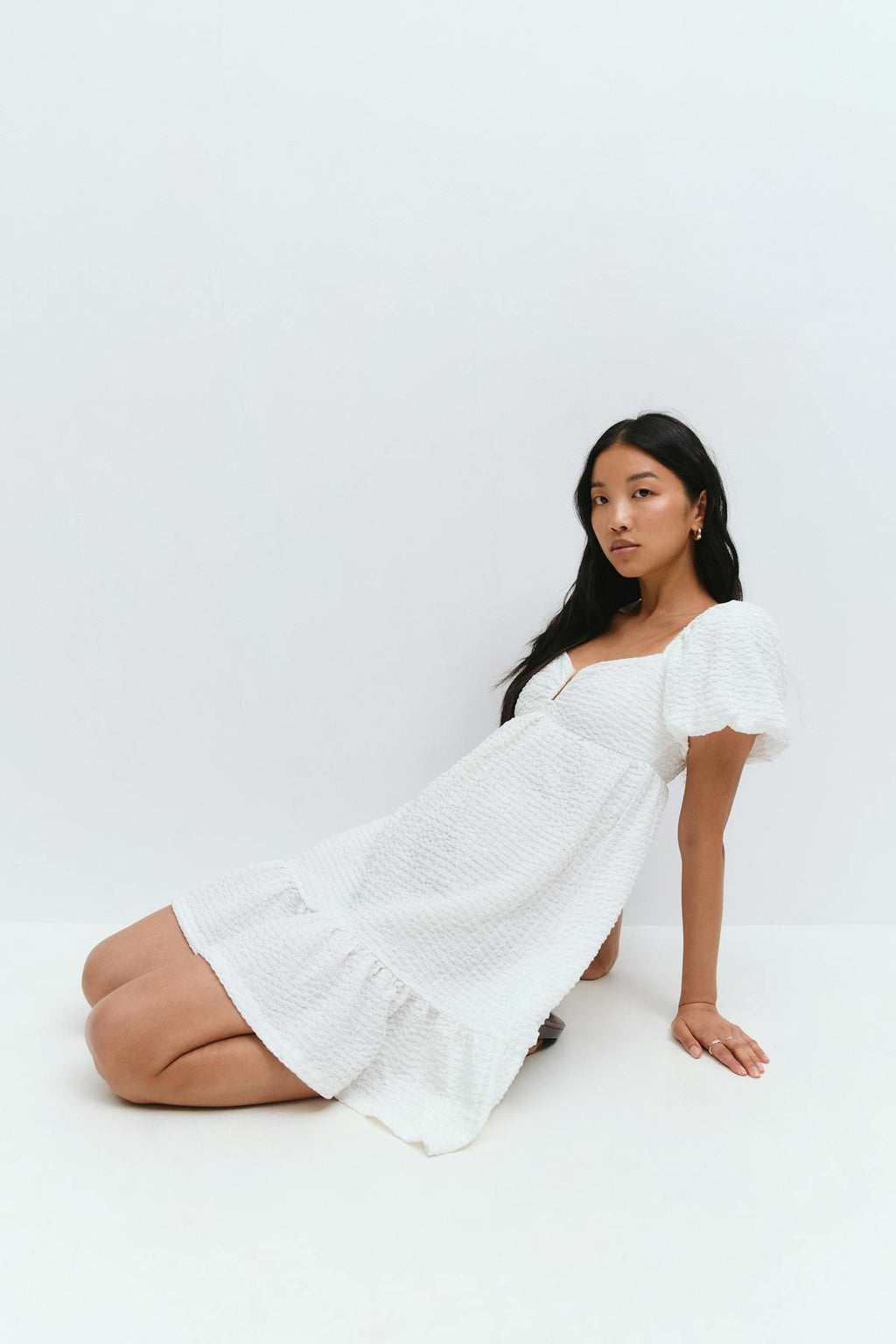 Puff sleeve dress