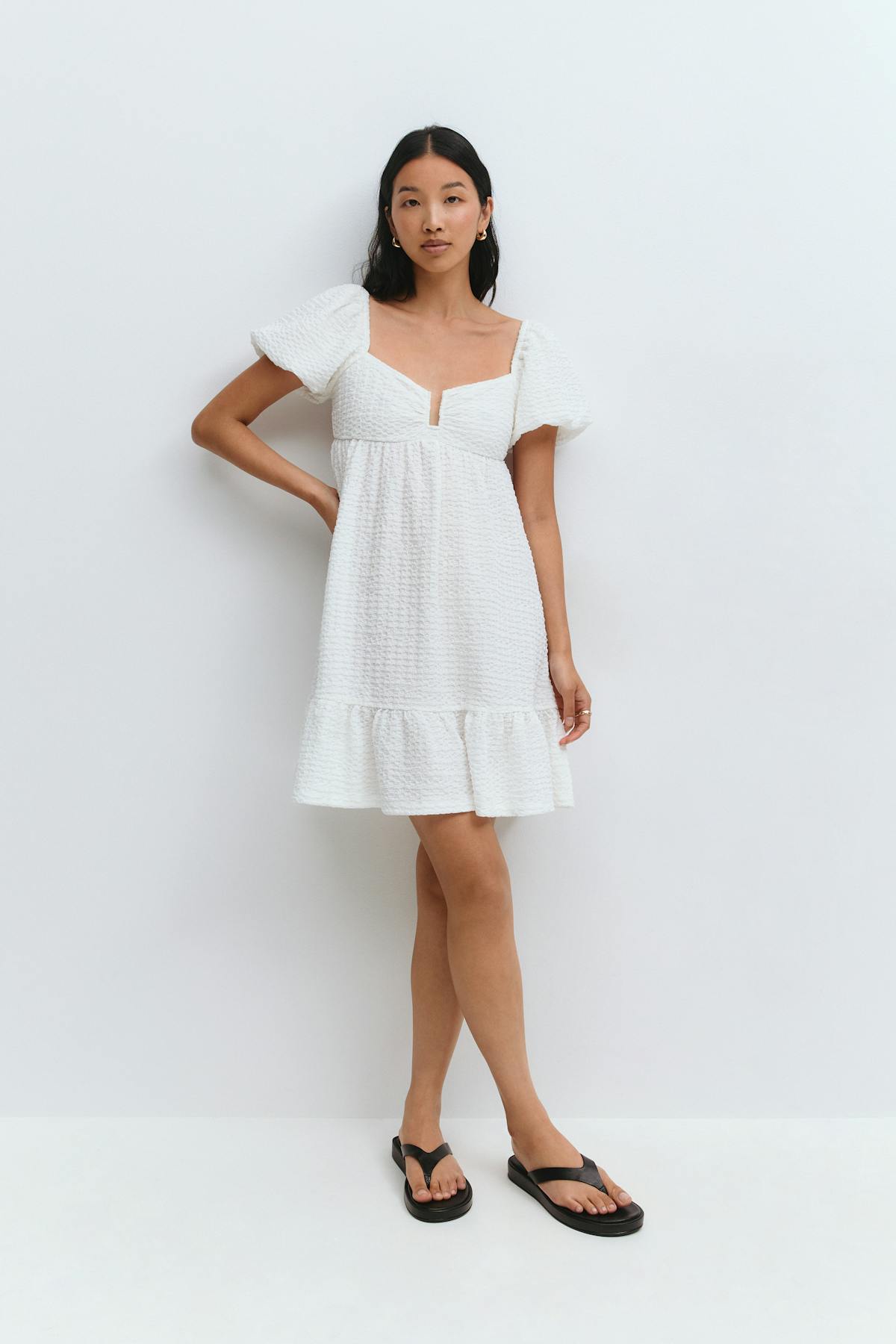 Puff sleeve dress