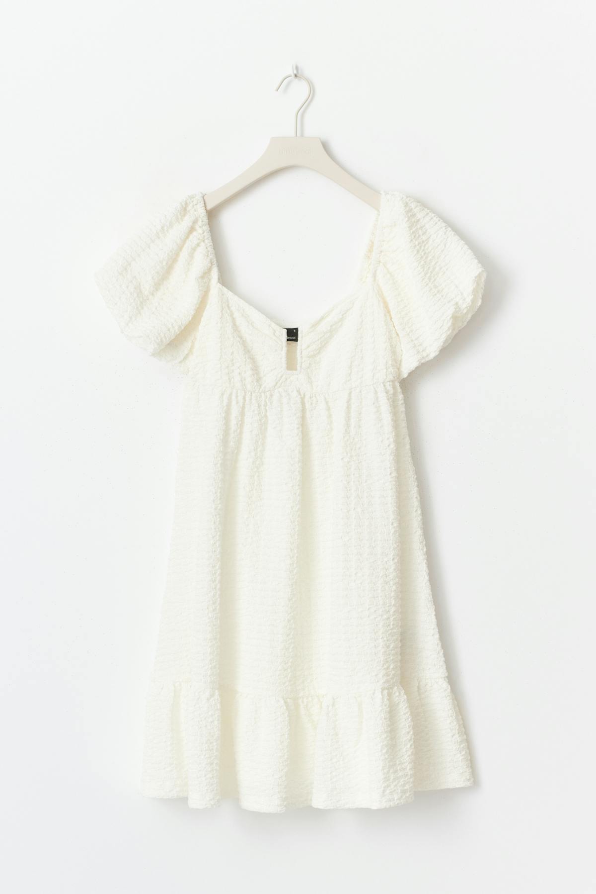 Puff sleeve dress