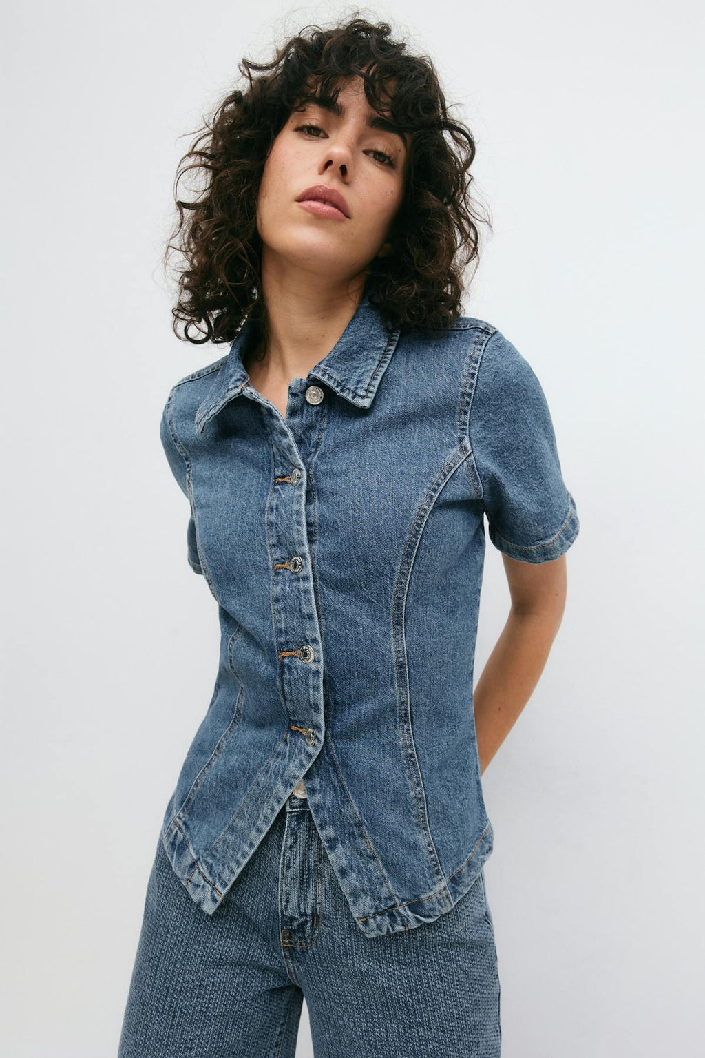 Shaped denim shirt