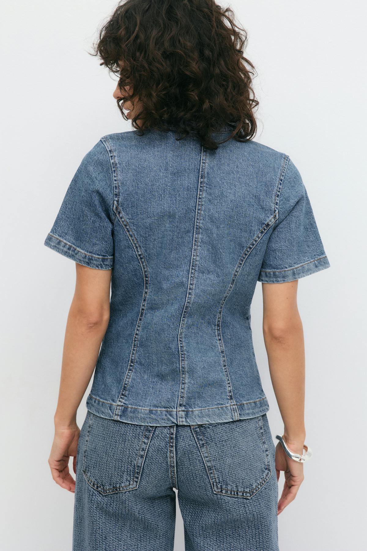 Shaped denim shirt