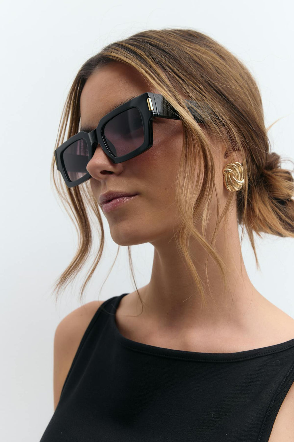 Classic square sunglasses