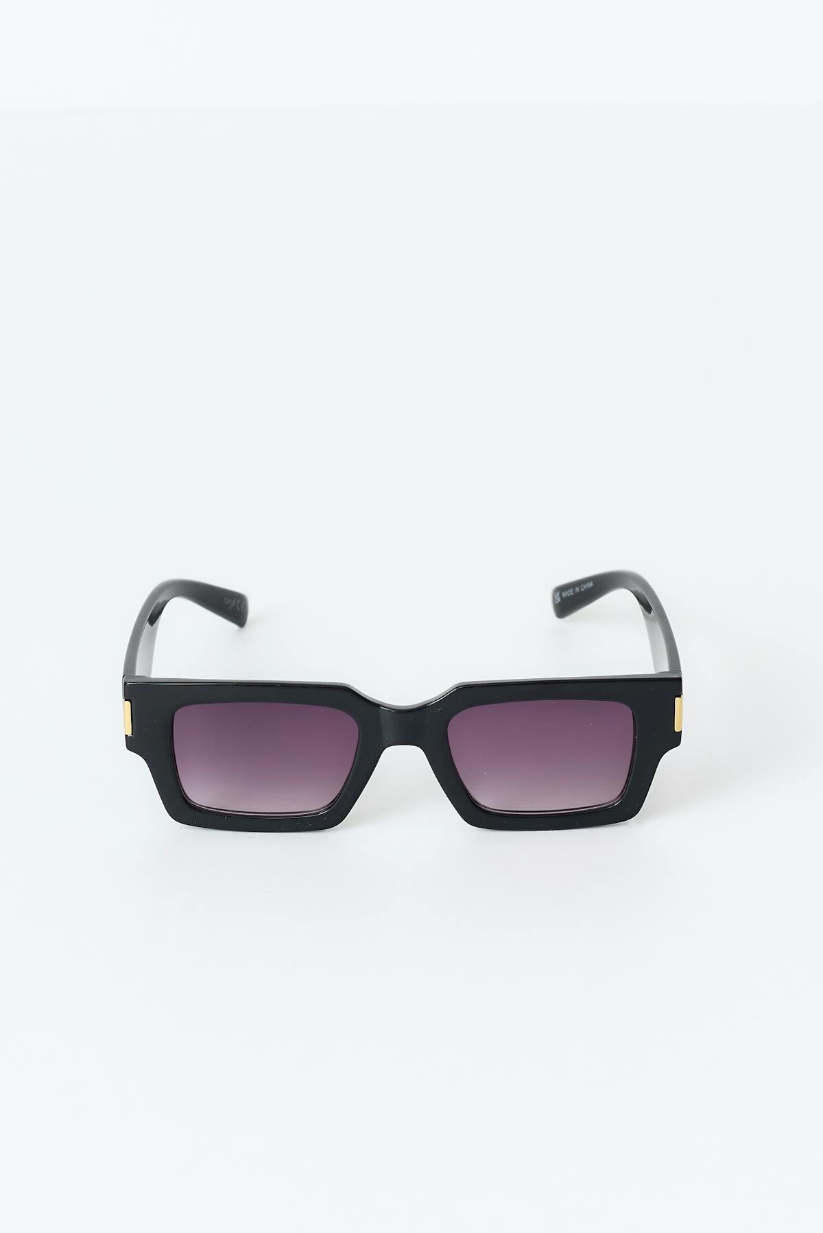 Classic square sunglasses
