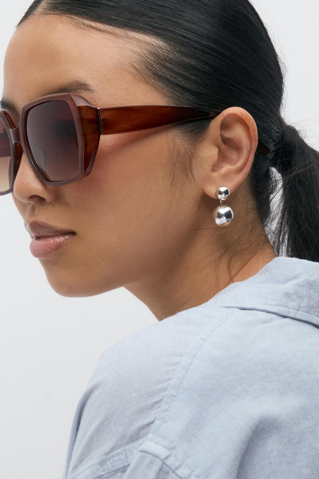 Bold retro square sunglasses