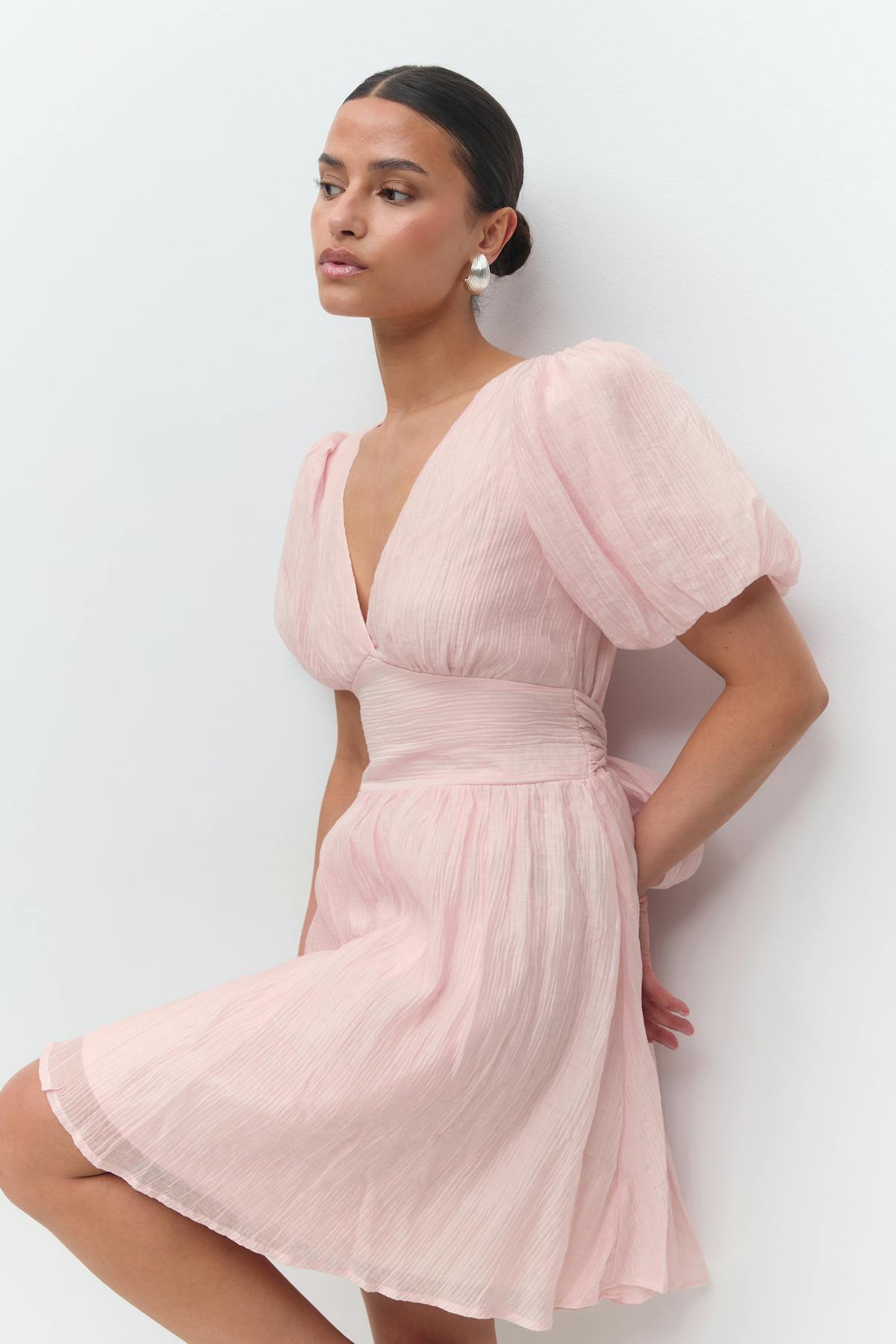 Bow dress
