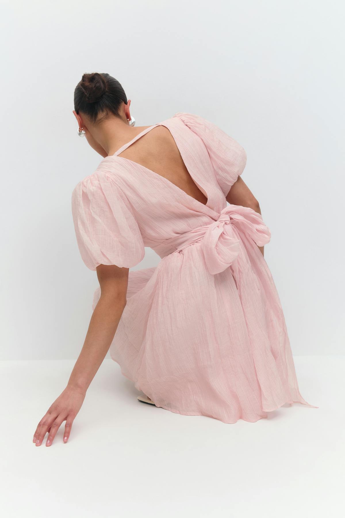 Bow dress