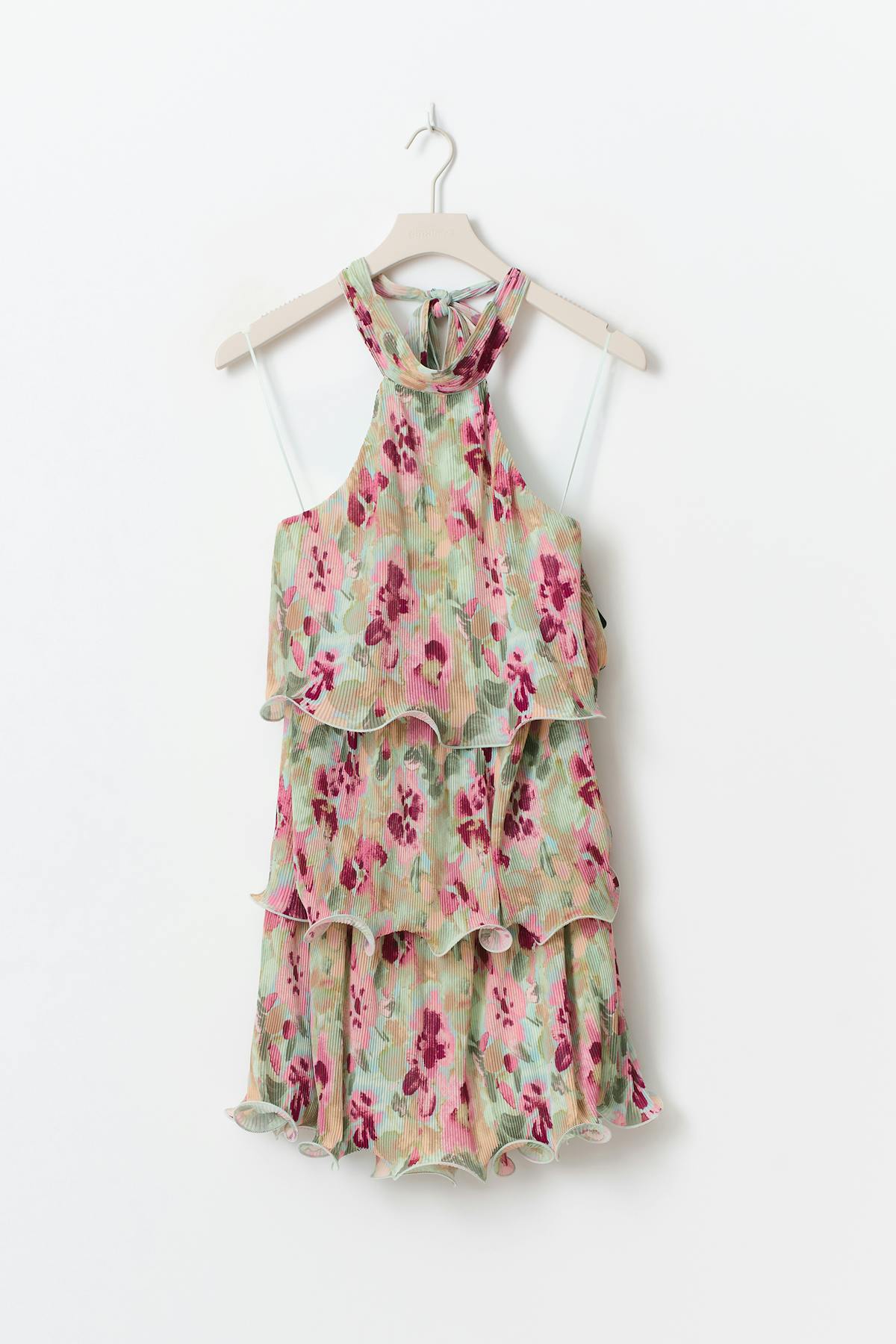 Halterneck wave edge dress
