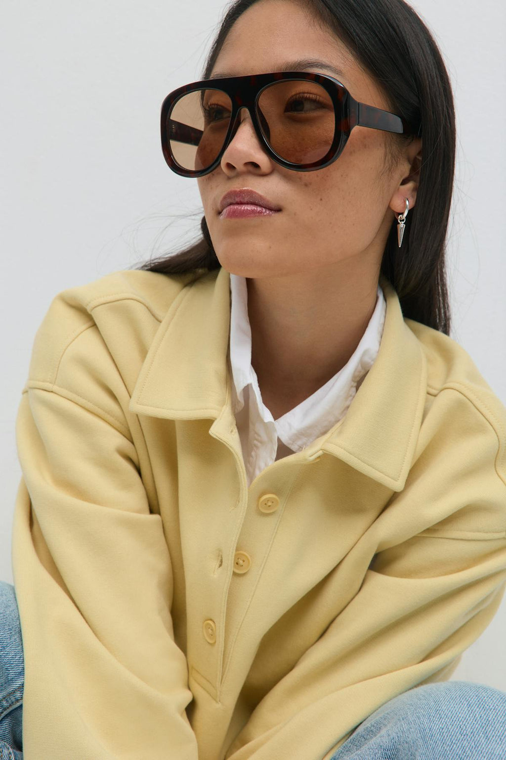 Bold aviator sunglasses