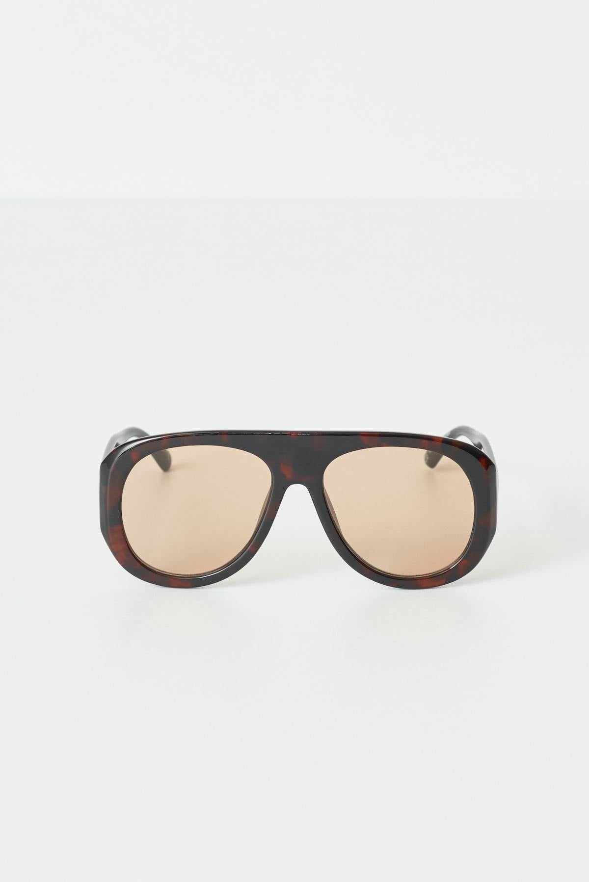 Bold aviator sunglasses
