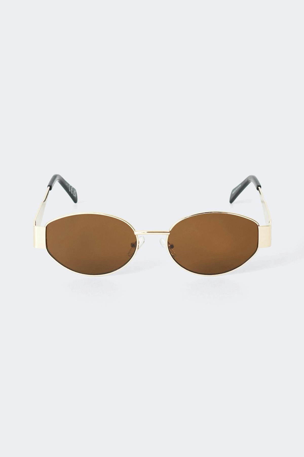 Oval metal frame sunglasses