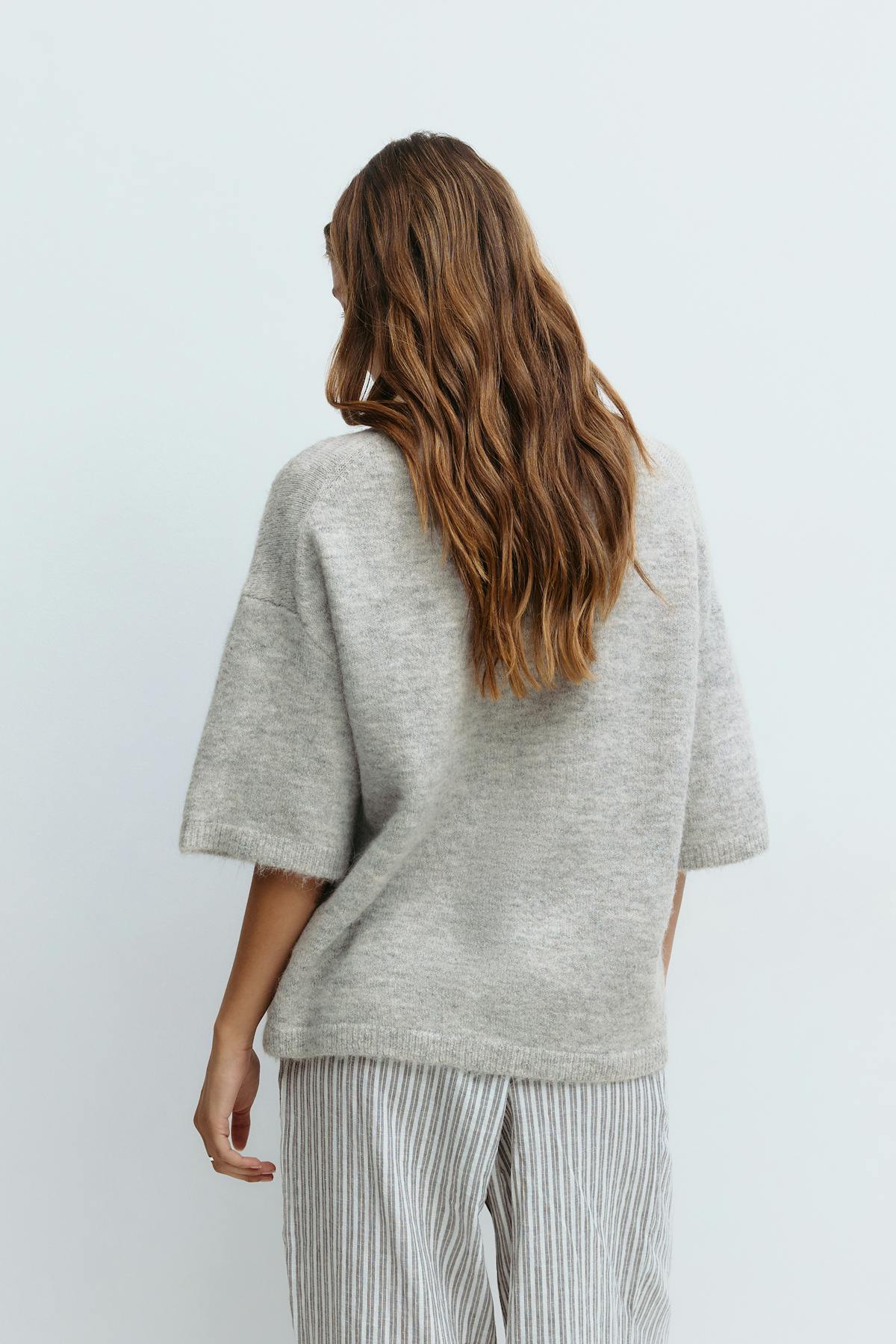 Knitted short sleeve top