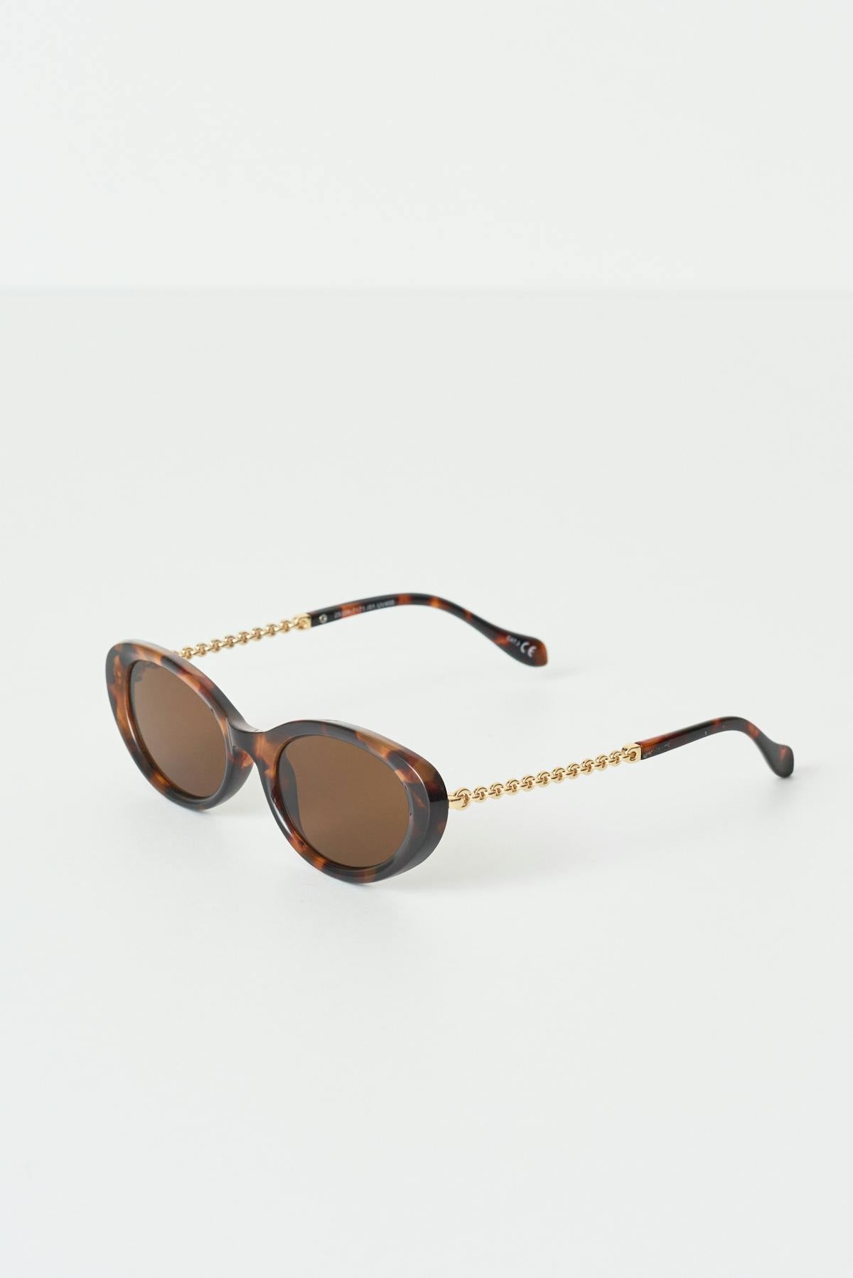 Chain detail sunglasses