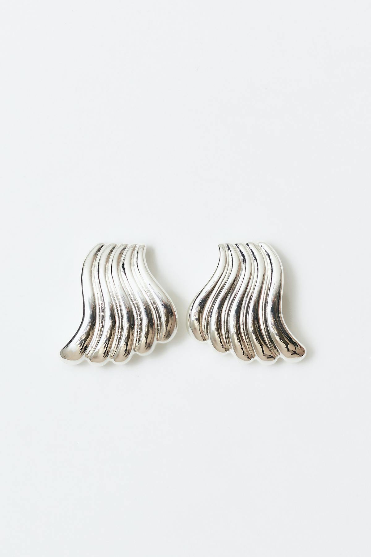 Wave earrings