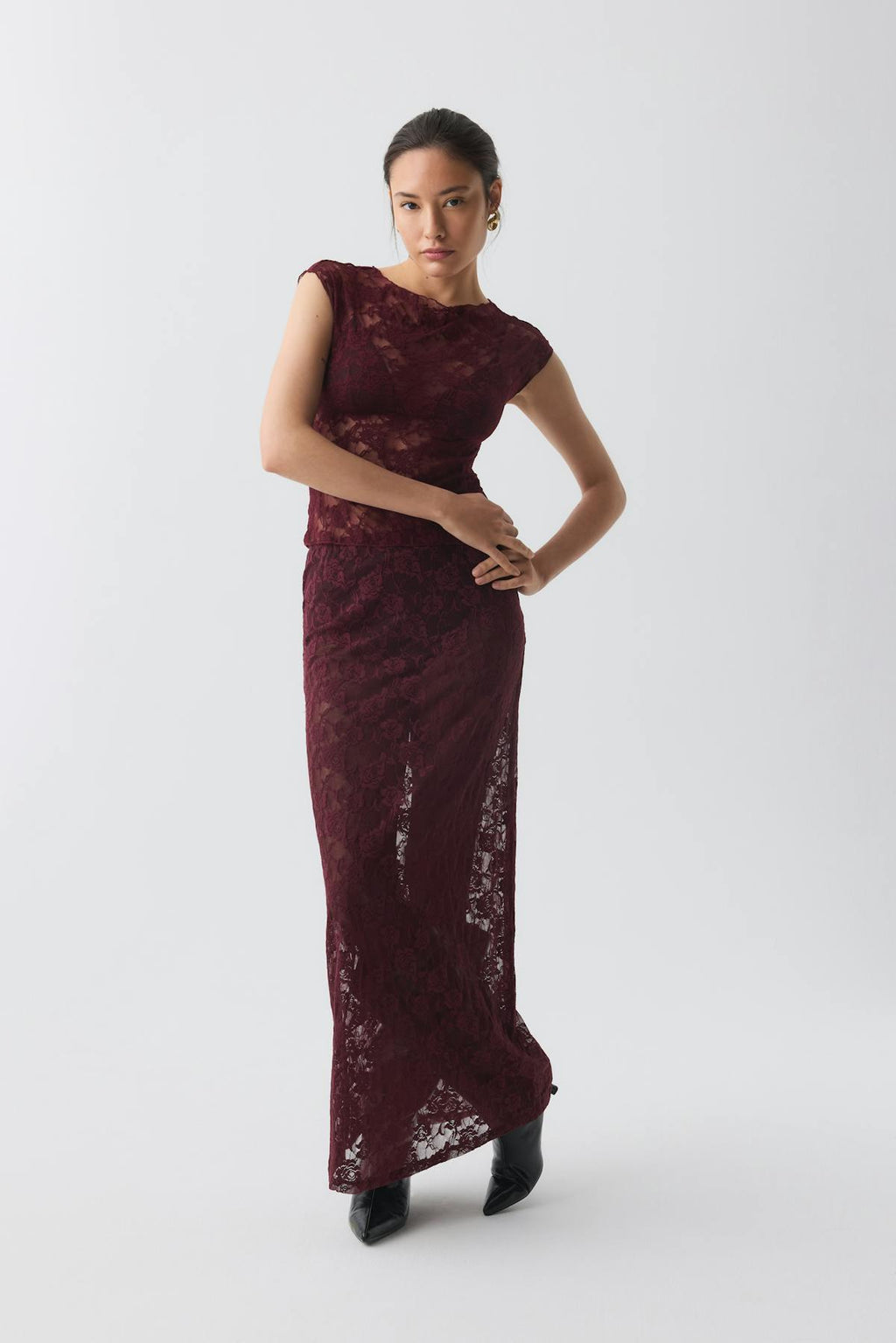 Lace maxi skirt