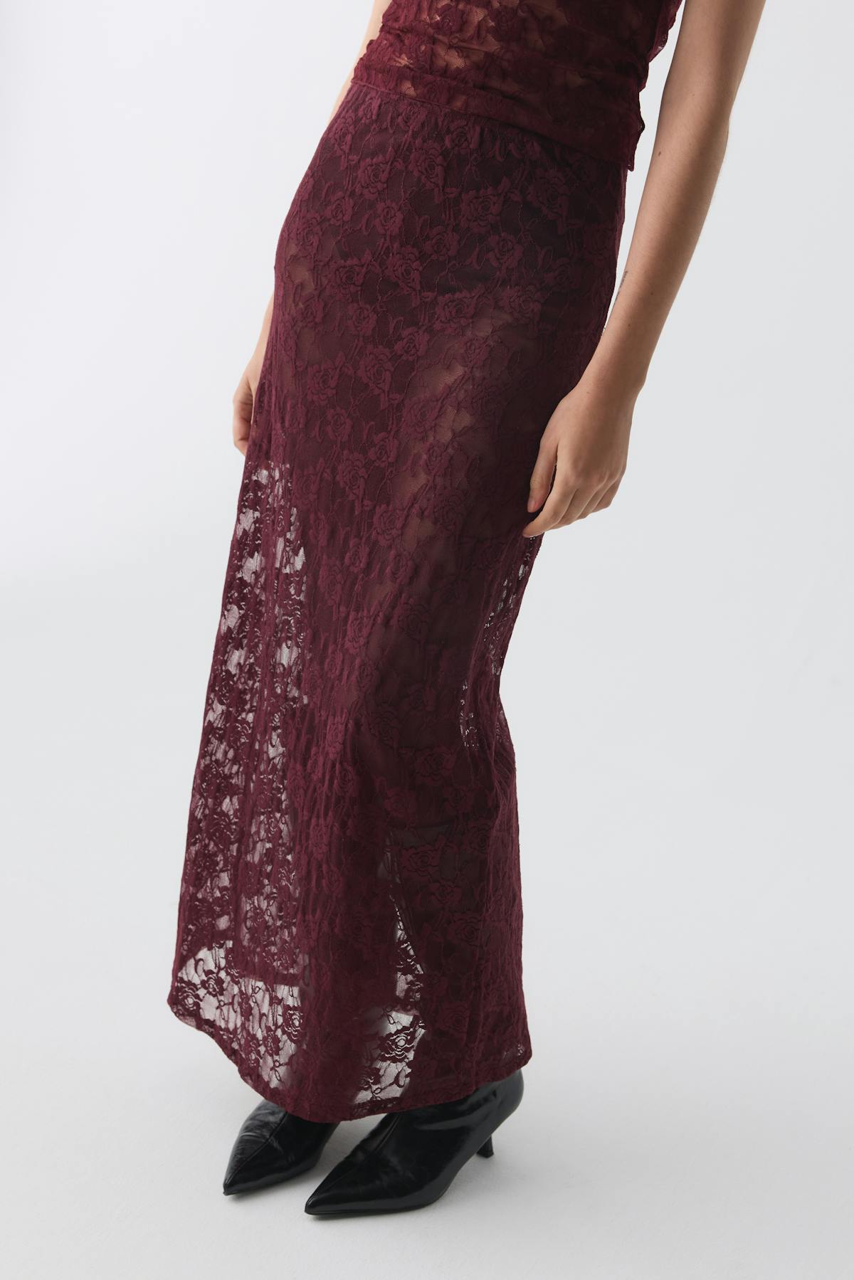 Lace maxi skirt