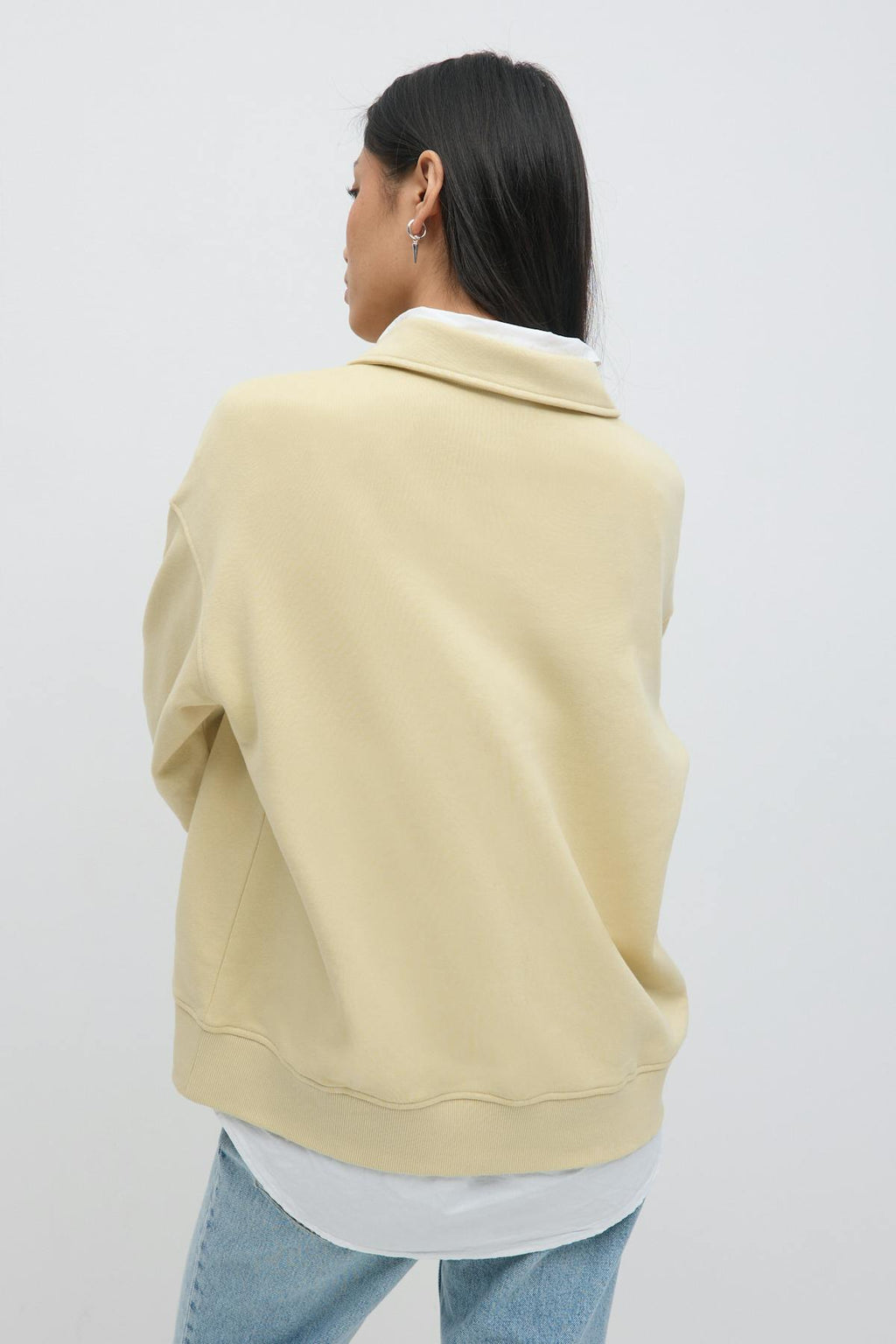 Collar sweater