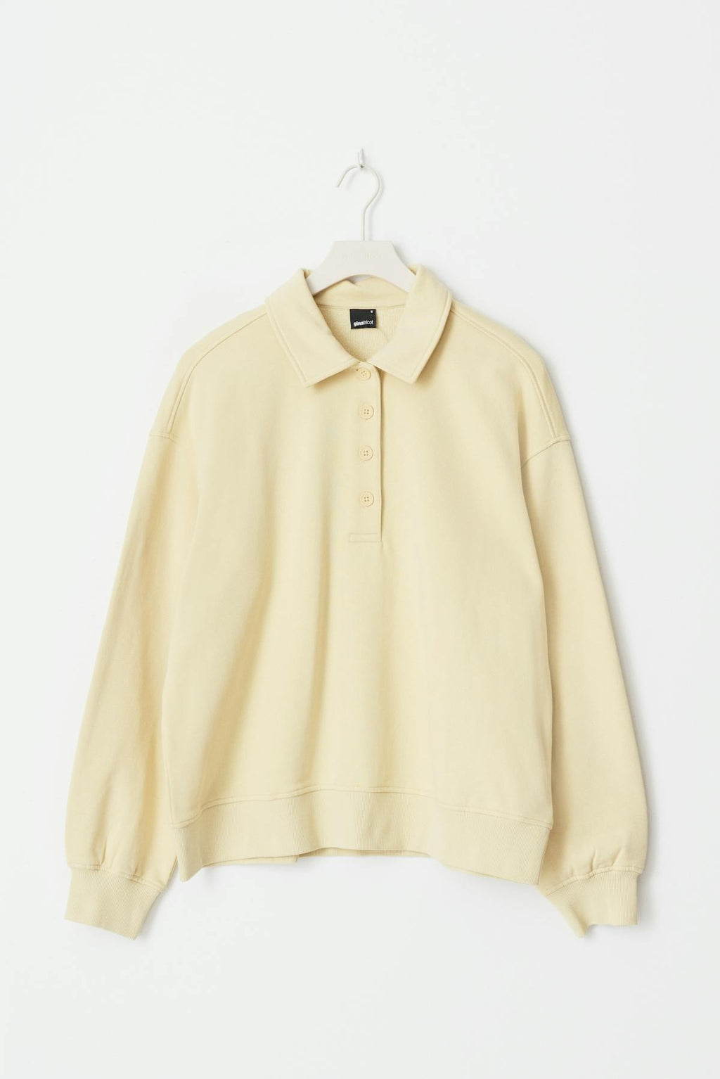 Collar sweater