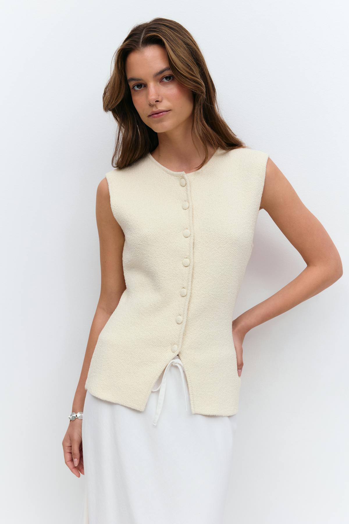 Textured knitted vest
