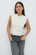 Loose knitted vest