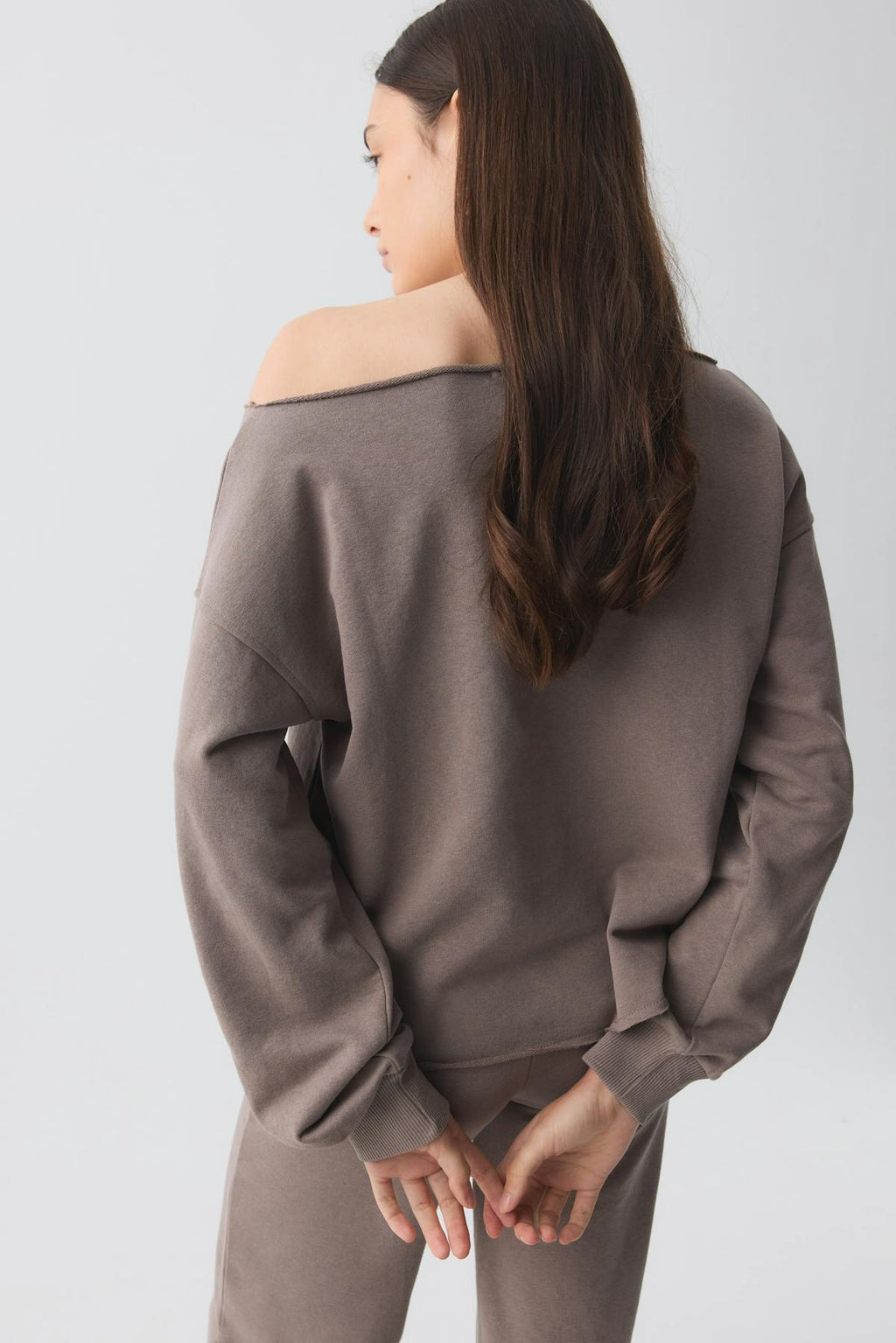 One shoulder sweater